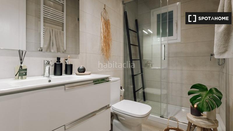 Foto 881bb94f-c7d0-4611-8b5d-ccd41e753d0f. Alquiler piso apartamento de 3 dormitorios en alquiler en Barcelona
