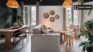 Lloguer Pis a Sant Antoni. Apartamento de 2 dormitorios en alquiler en barcelona