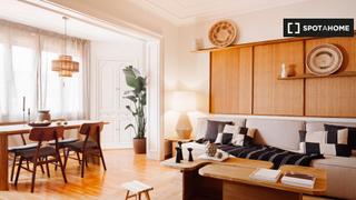 Location Appartement à Dreta de l´Eixample. Apartamento de 3 dormitorios en alquiler en barcelona