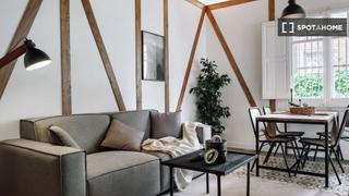 Miete Etagenwohnung in Tres Torres. Apartamento de 3 dormitorios en alquiler en sarrià, barcelona.