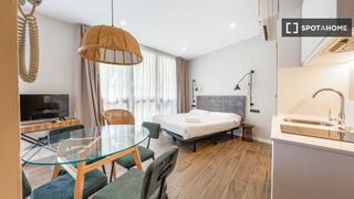 Location Appartement à St. Pere - Sta. Caterina - El Born. Estudio en alquiler cerca de la playa en barcelona