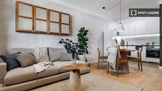 Location Appartement à St. Pere - Sta. Caterina - El Born. Apartamento de 2 dormitorios en alquiler en barcelona