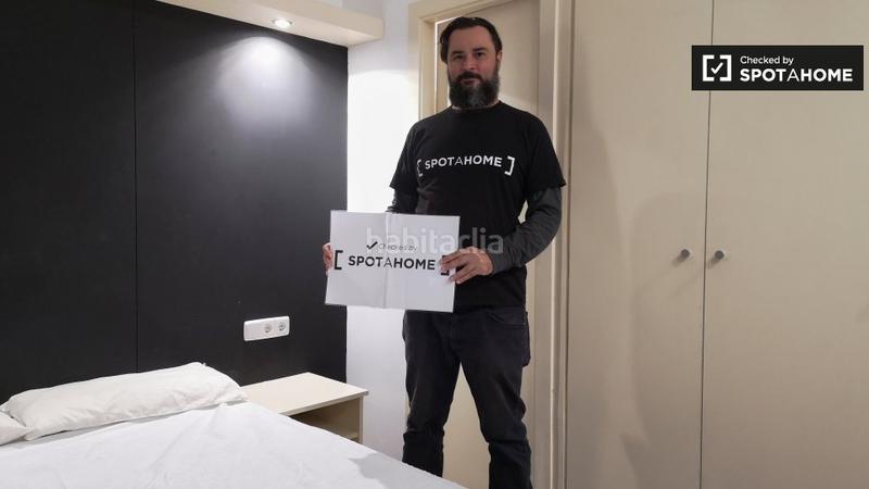 Foto 45dad5cd-f1e0-426c-a6b9-7284dd16d105. Affitto appartamento con riscaldamento in Raval Barcelona