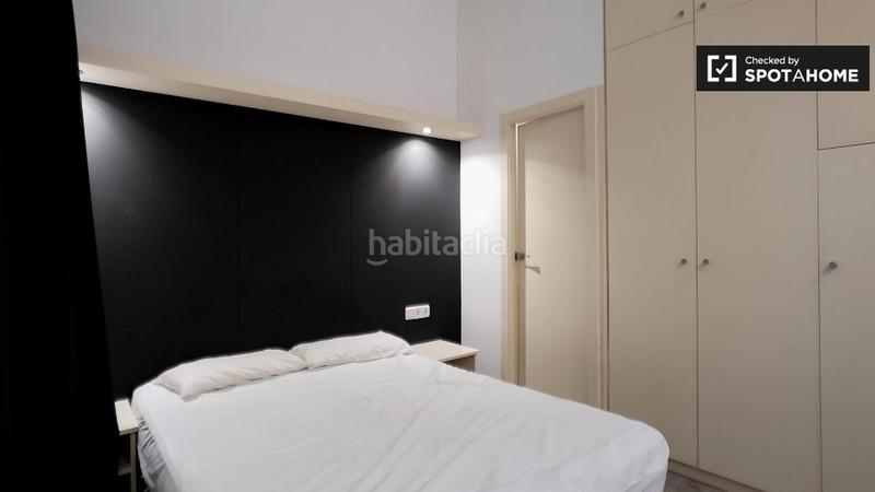 Foto b6f9db90-6787-41a7-bf40-f7ed79c9f75a. Location appartement avec chauffage dans Raval Barcelona
