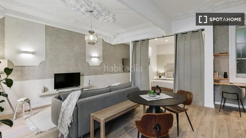 Foto ce4561ac-fd41-4970-a7cb-b9f0b3e5b7df. Miete etagenwohnung mit heizung in L´Antiga Esquerra de l´Eixample Barcelona