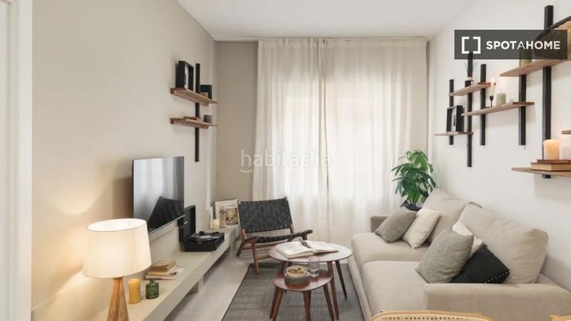 Foto 60e00d49-8007-4f08-b220-0d848693e467. Alquiler piso  de 3 dormitorios en alquiler , en Barcelona