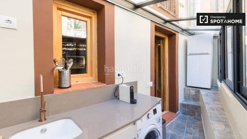 Foto 2ec82dd3-d1c0-4281-ac5c-e9057b014a5f. Rent flat with heating in Raval Barcelona