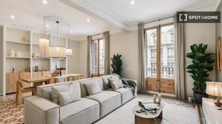 Miete Etagenwohnung in Raval. Apartamento de 4 dormitorios en alquiler en ciutat vella, barcel