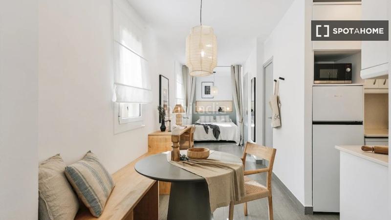 Foto 030bf20a-8e51-41e0-ad22-b063a77b965f. Alquiler piso estudio en alquiler en gràcia, en Vila de Gràcia Barcelona