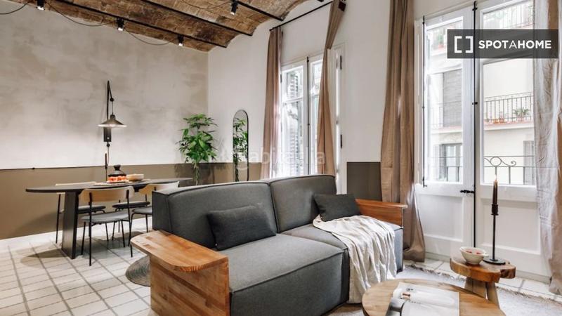 Foto f1294f6b-5ac3-42af-8e05-38101c251bfd. Location appartement avec chauffage dans Vila de Gràcia Barcelona