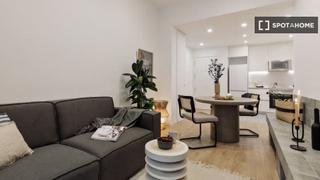 Miete Etagenwohnung in Gòtic. Apartamento de 2 dormitorios en alquiler en barcelona