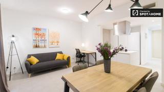 Miete Etagenwohnung in Sant Gervasi - Galvany. Apartamento de 3 dormitorios en alquiler en barcelona