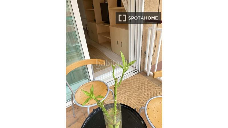 Foto 9ba3ae00-8232-49c8-9b00-657dc9e6a9e5. Alquiler piso  en alquiler en sants, , 3 habitaciones. en Barcelona