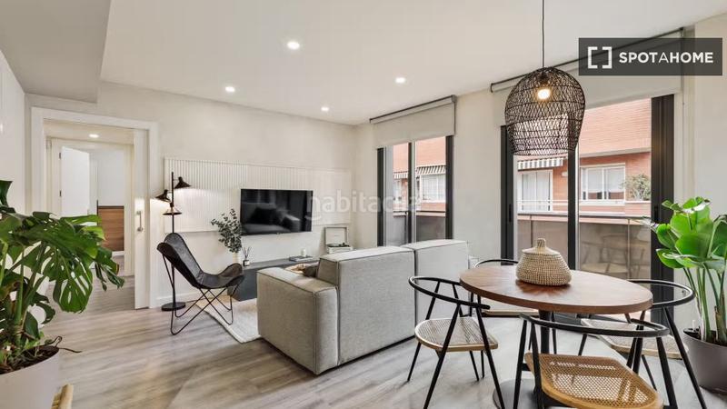 Foto 0c82e68d-6f20-4012-8377-5ceaf255fd63. Affitto appartamento con riscaldamento in Barri de les Corts Barcelona