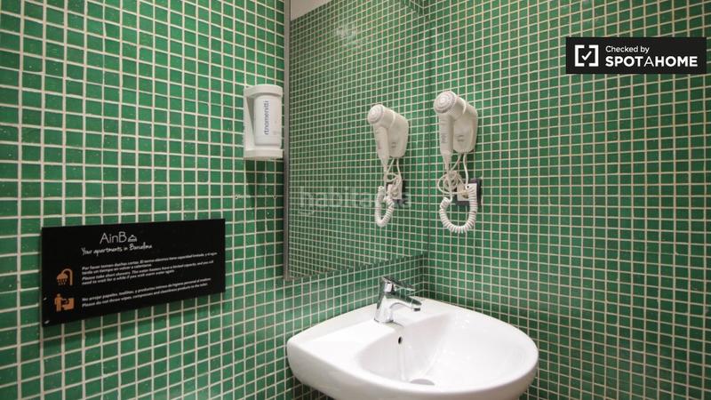 Foto aa92929c-cda9-48fd-8ac7-bf1f5f520e7e. Location appartement avec chauffage dans Raval Barcelona