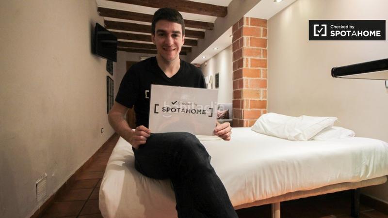 Foto 4e0288c7-a937-4557-8c8a-28cd49018323. Miete etagenwohnung mit heizung in Raval Barcelona