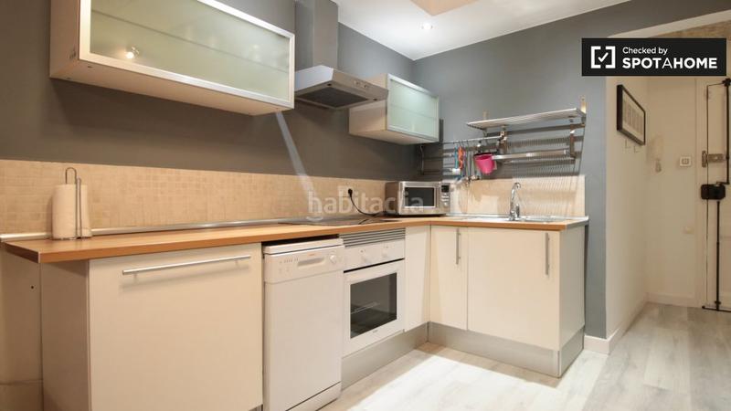 Foto 1f364036-421d-4675-baab-75c35e44dbef. Affitto appartamento con riscaldamento in Raval Barcelona