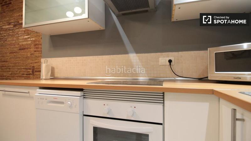 Foto b8c575eb-32aa-4d8d-8532-6080dbce3569. Miete etagenwohnung mit heizung in Raval Barcelona