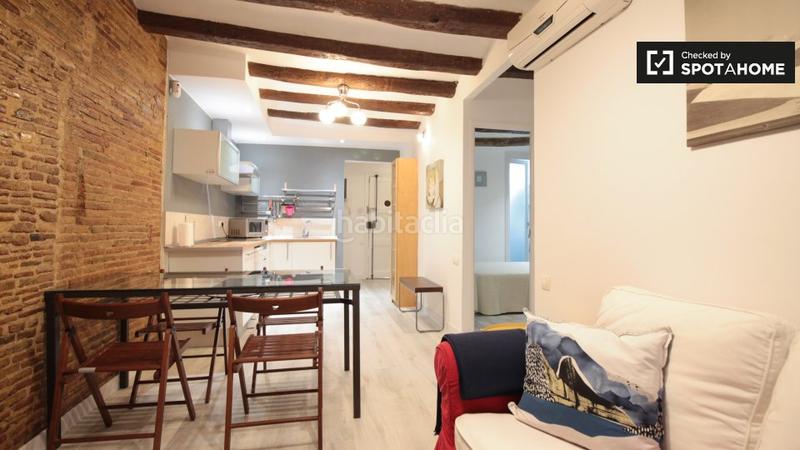 Foto c2f5ac7d-7c8e-4035-86c5-0eae0d0718f8. Miete etagenwohnung mit heizung in Raval Barcelona