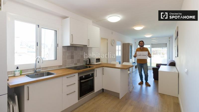 Foto be0f3854-3815-4249-93cc-c363630f302d. Rent flat with heating in Trinitat Vella Barcelona
