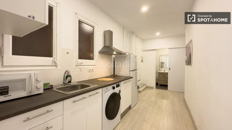 Foto e7e1c233-f655-4d3b-9e47-e00dc6806794. Alquiler piso estudio en alquiler en sant gervasi galvany, en Barcelona