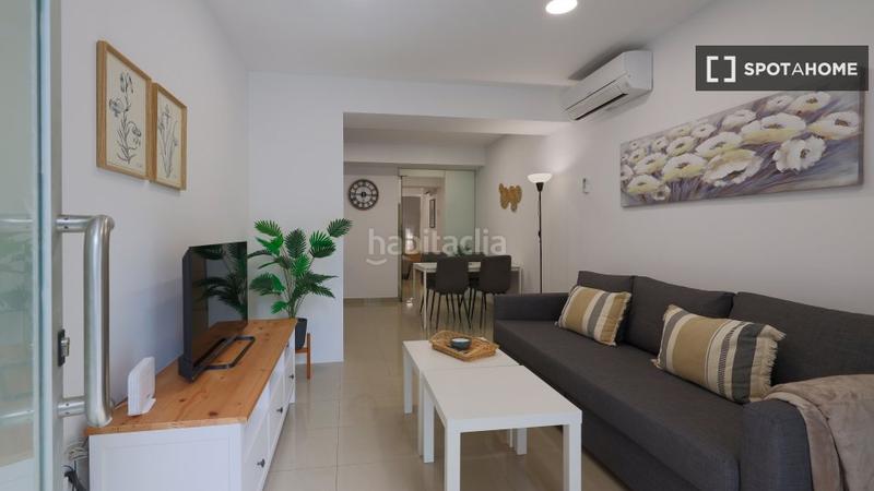 Foto 23f06d2e-3261-4392-99e4-c897a53f74a9. Affitto appartamento con riscaldamento in Prosperitat Barcelona