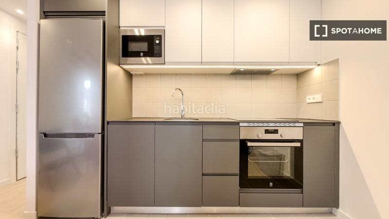 Foto 09e2e51f-2b47-4dd0-bdc4-0333616427dc. Rent flat with heating in El Poble Sec - Parc de Montjuïc Barcelona