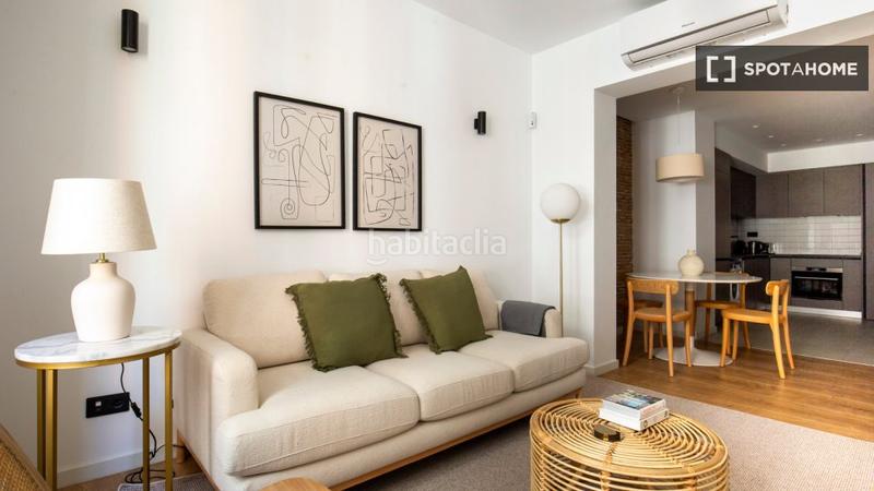 Foto 5ca122d5-ba23-48f5-85e8-bfd947eeb8f4. Location appartement avec chauffage dans Raval Barcelona