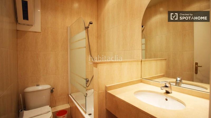 Foto b1651a42-73ce-473e-9c24-abab8758bd3e. Alquiler piso modern 2 habitaciones piso cerca de la playa en el Poblenou, en Barcelona