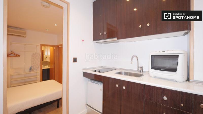 Foto c8ee516f-6e4a-4ee9-9e38-878f9ddc8bcb. Miete etagenwohnung mit heizung in Gòtic Barcelona