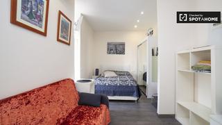Alquiler Piso en El Coll. Estudio compacto en alquiler en gracia, barcelona