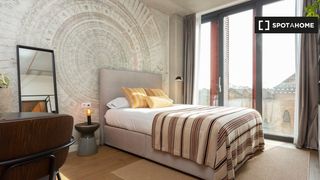 Rent Flat in Fort Pienc. Estudio amueblado en un coliving en barcelona