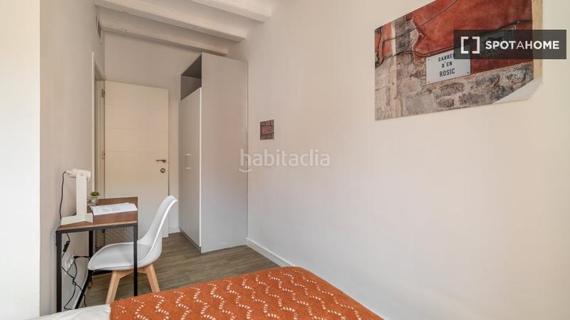 Foto c1636d01-9ca1-4072-b270-7e756365ea81. Alquiler piso estudio en alquiler en el Raval, en Barcelona