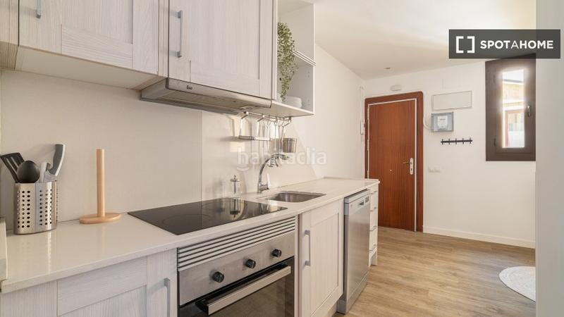 Foto bfcd8855-1eec-455a-8108-144359e26d14. Location appartement avec chauffage dans Raval Barcelona