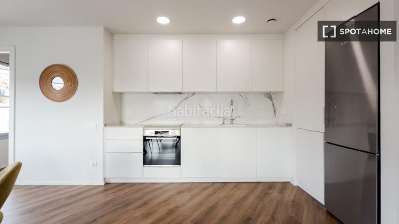 Foto 95eaf0a0-8d10-48f9-a289-82d8da3ca864. Lloguer pis amb calefacció a Vallcarca - Penitents Barcelona