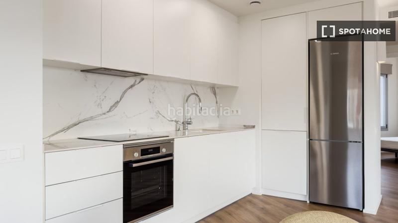 Foto f7539edb-7fe9-41d4-9343-64bb814598f9. Lloguer pis amb calefacció a Vallcarca - Penitents Barcelona