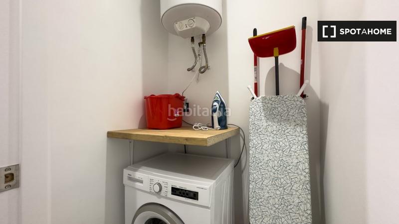 Foto 2e824291-2603-4854-b27c-02fabba38377. Alquiler piso modesto apartamento de 2 dormitorios en alquiler en sants, en Barcelona