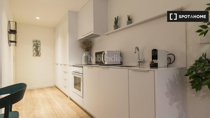 Foto e76e2855-f573-463f-9f56-5fc1fd090cbb. Location appartement avec chauffage dans St. Pere - Sta. Caterina - El Born Barcelona