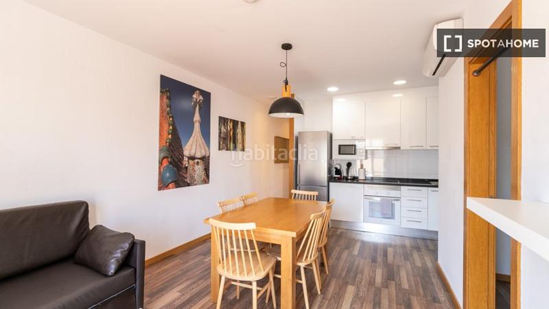 Foto 51325bfc-7ce8-4ecd-b11e-3be3fa0d7ce9. Lloguer pis amb calefacció a Sagrada Família Barcelona