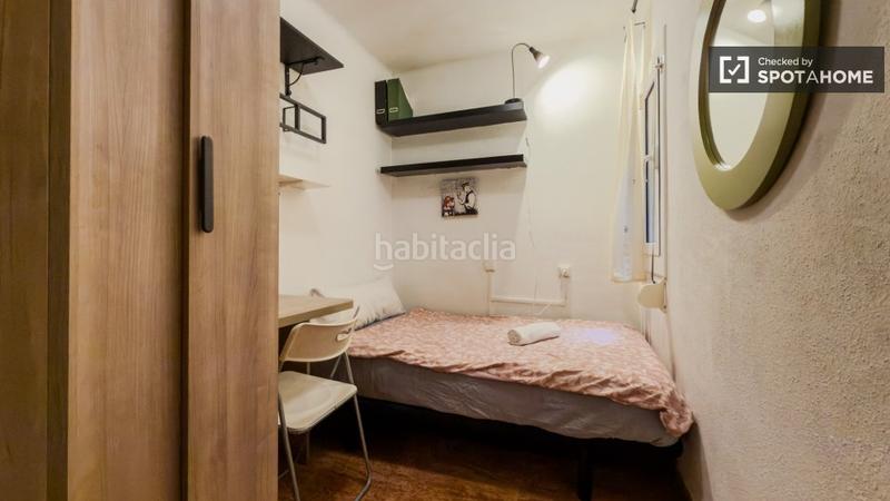 Foto b68a8a38-fda4-41e4-957f-05954dda43cb. Lloguer pis amb calefacció a La Teixonera Barcelona