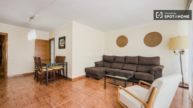 Foto eed80566-8aac-406a-8ad2-92ea81d1ecdd. Rent flat with heating in La Teixonera Barcelona