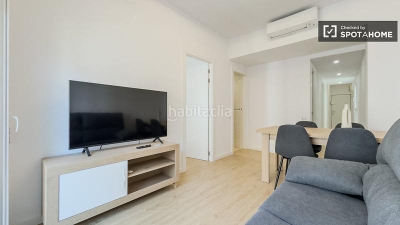 Foto 91e296a4-d103-448e-9981-3a816217abf5. Alquiler piso  en alquiler de 3 habitaciones en el camp den grassot en Barcelona