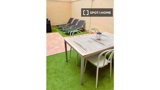Rent Flat in La Nova Esquerra de l´Eixample. Piso en alquiler de 3 habitaciones en la nova esquerra, bcn