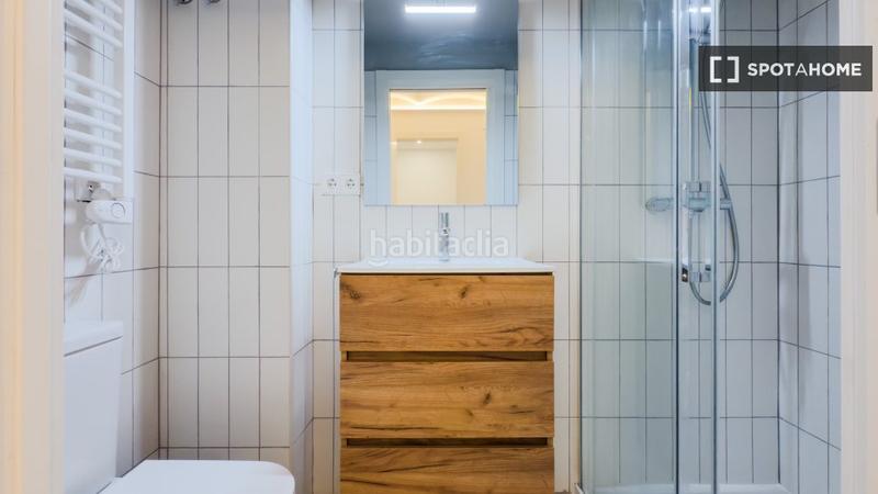 Foto b5cc36ba-750b-47fb-a60c-770fffcbf49a. Miete etagenwohnung mit heizung in El Poble Sec - Parc de Montjuïc Barcelona