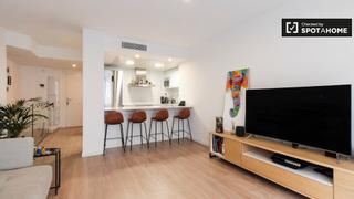 Lloguer Pis a Montesa. Elegante apartamento de 1 dormitorio en alquiler en esplugues de