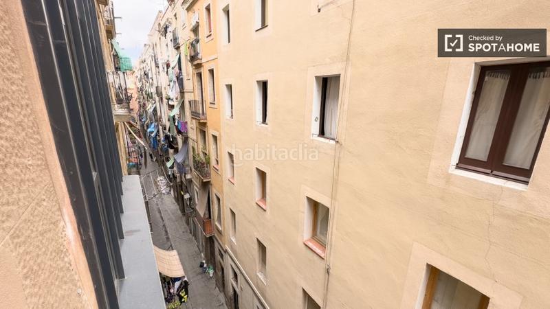 Foto 47b1c8ea-7bfc-422a-a596-68355a208bbe. Rent flat with heating in Raval Barcelona