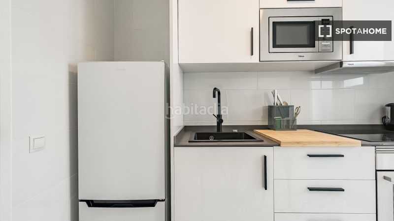 Foto 0290891c-fd8e-442f-941a-3ba5f59f2bf0. Alquiler piso  en alquiler de 2 habitaciones en Sant Cugat del Vallès