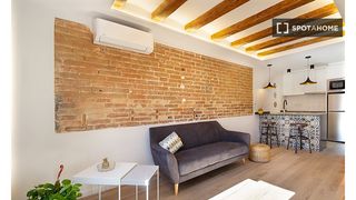 Rent Flat in El Poble Sec - Parc de Montjuïc. Estudio en alquiler en el poble sec, barcelona