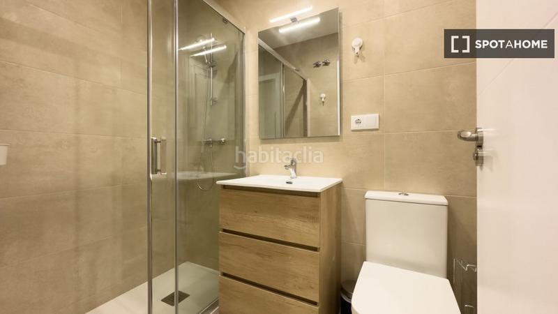 Foto 0854d2f0-f142-4f78-a405-21ed2fddb4e4. Rent flat with heating in Raval Barcelona