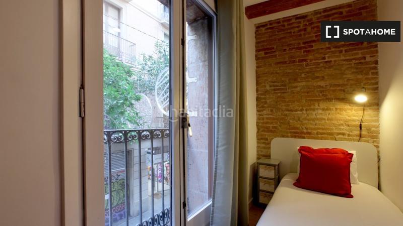 Foto 2471971f-e57c-4e16-9929-d3572ee7cac6. Alquiler piso apartamento de 2 dormitorios en alquiler . en Barcelona